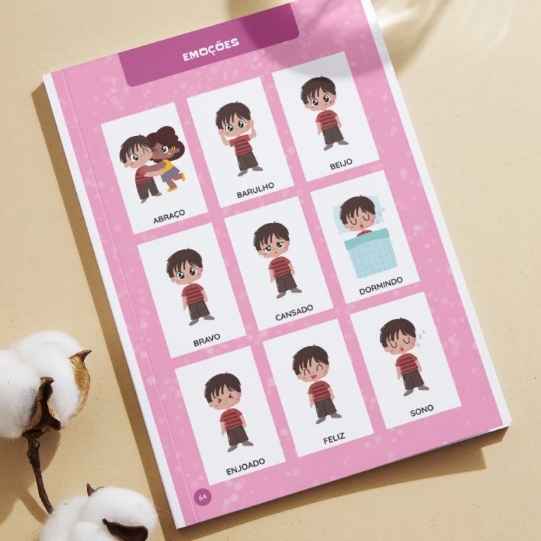 Páginas internas do Livro Ilustrado Menino